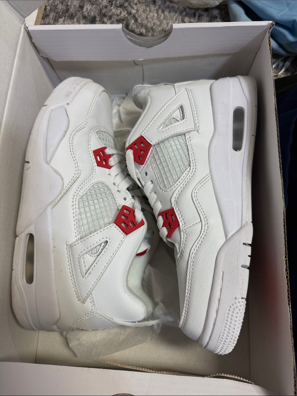 Nike Jordan 4 White and Red Retro Basketball Sneakers - Picture 1 of 6